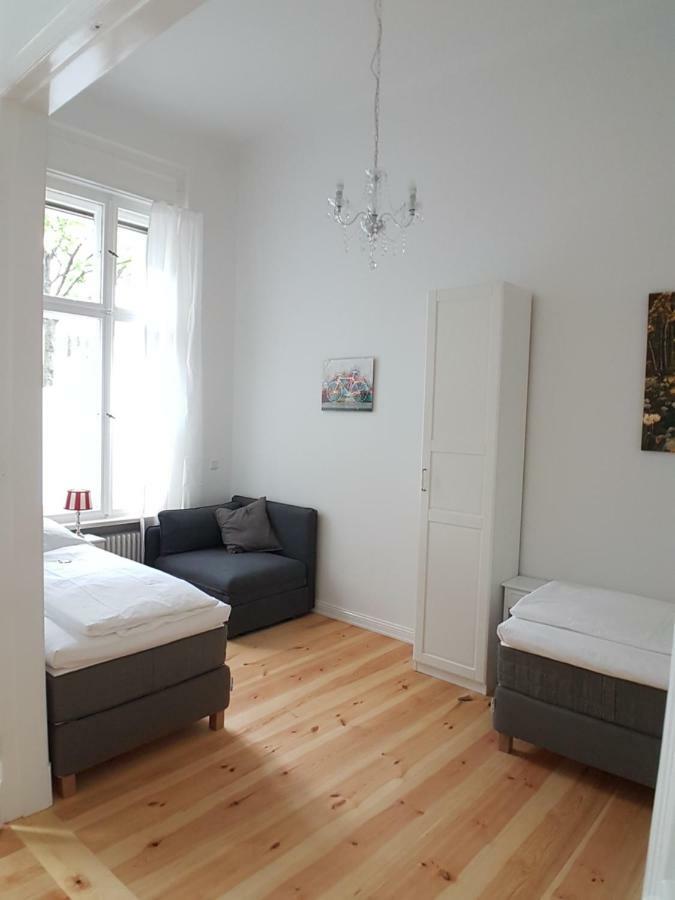Lang Re By Rockchair Apartments L Superhost Status L 2 Bedrooms Boxspringbeds In City Center - Cozy Family & Business Flair Welcomes You! Berlin Exterior photo